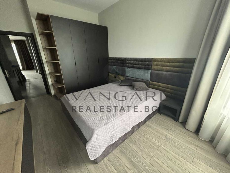 Продава се Четиристаен апартамент в Пловдив, Христо Смирненски - 194 кв.м за 1495 €/кв.м - Снимка #3