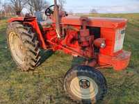 Tractor renault 45 cp