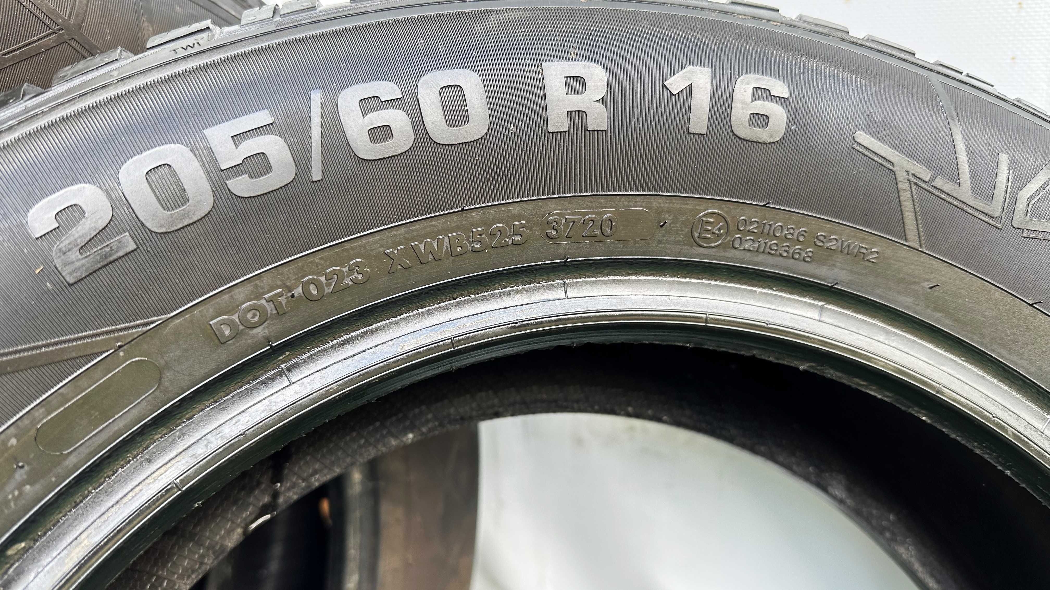 4бр 205/60r16 VREDESTEIN зимни