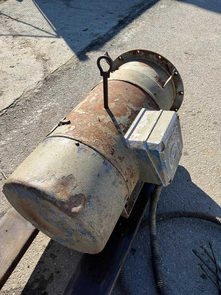 Corp generator 380 V