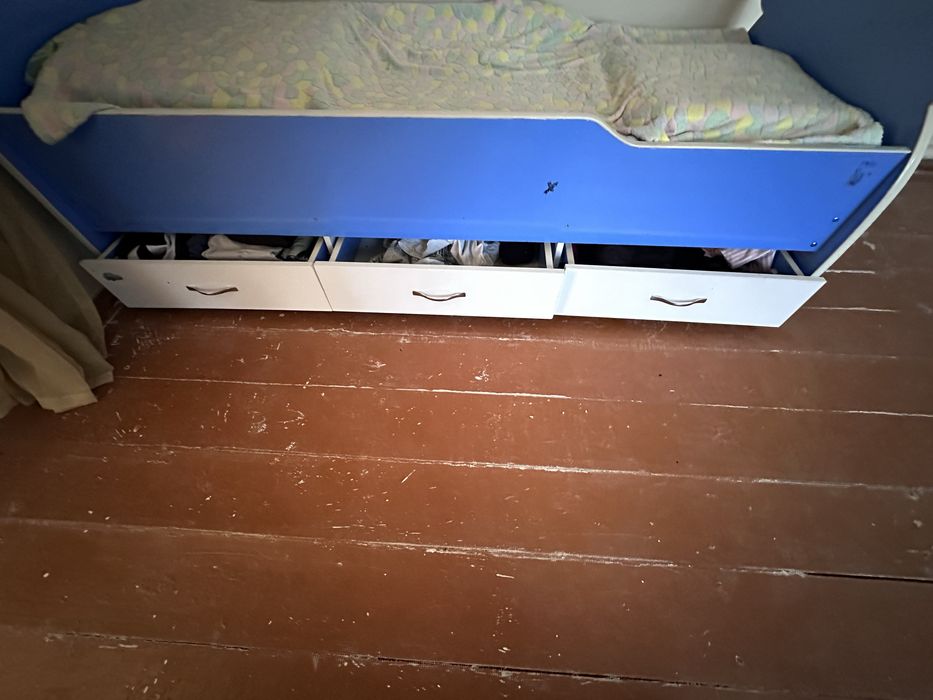 Детское крават сотилади ҳолати яхши