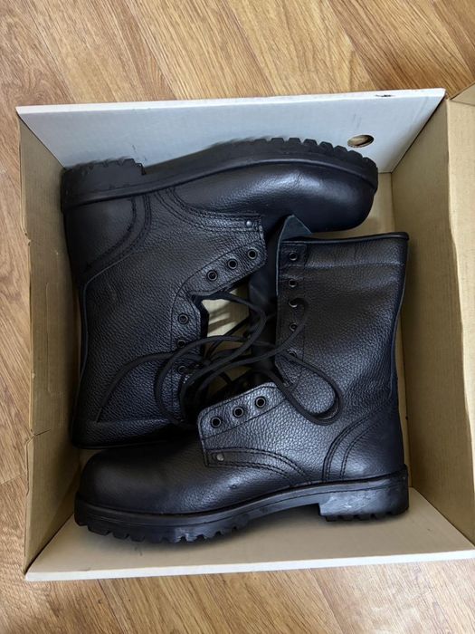 Продам новые берцы