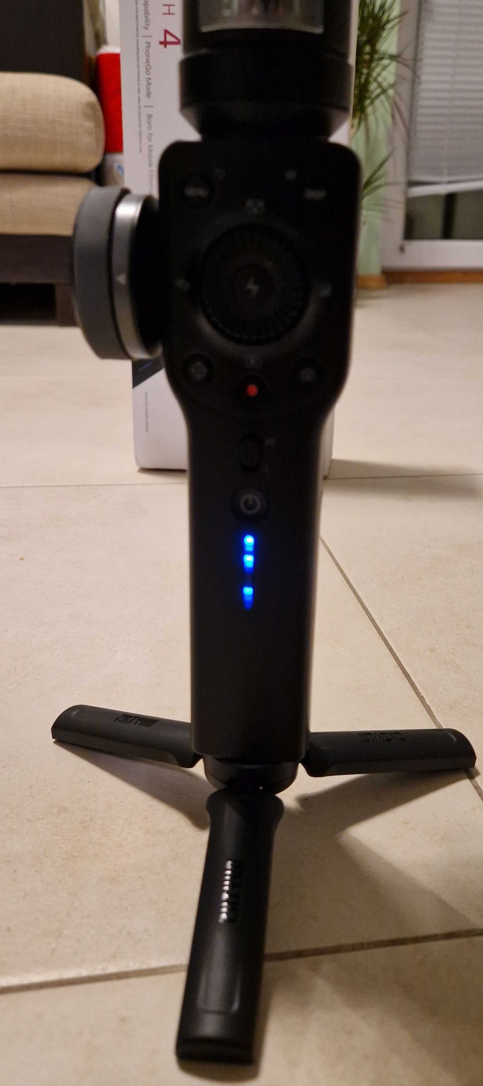 Стабилизатор за смартфони-Гимбал- Zhiyun-Tech SMOOTH 4
