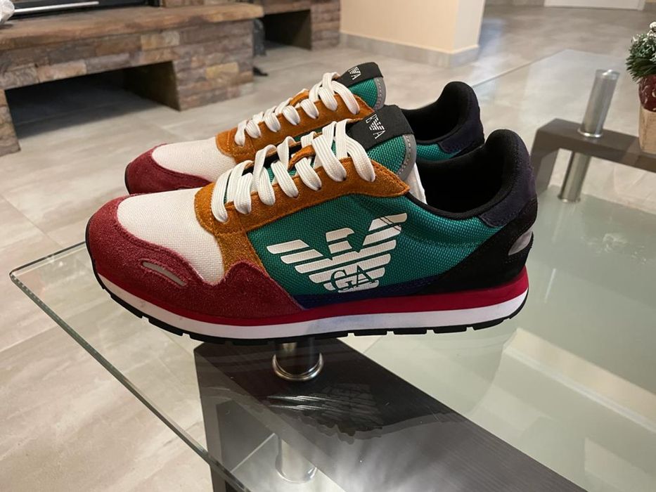 Vând Încălțăminte Emporio Armani