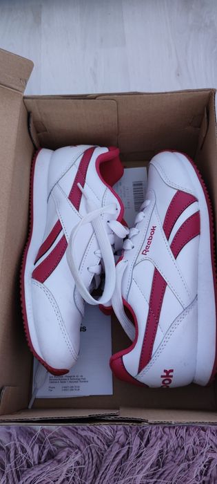 Adidași Reebok Royale.