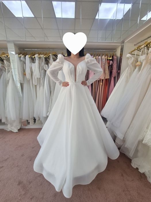 Rochie mireasa în stare impecabila curățată profesional