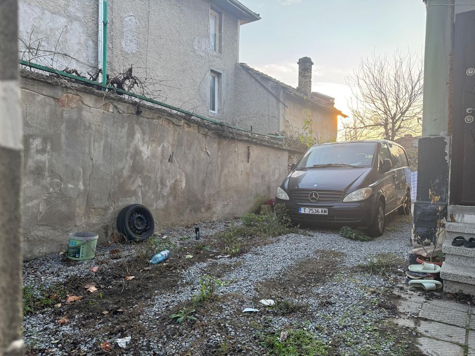 Продава се Етаж от къща в Търговище, Център - 94 кв.м за 760 €/кв.м - Снимка #10