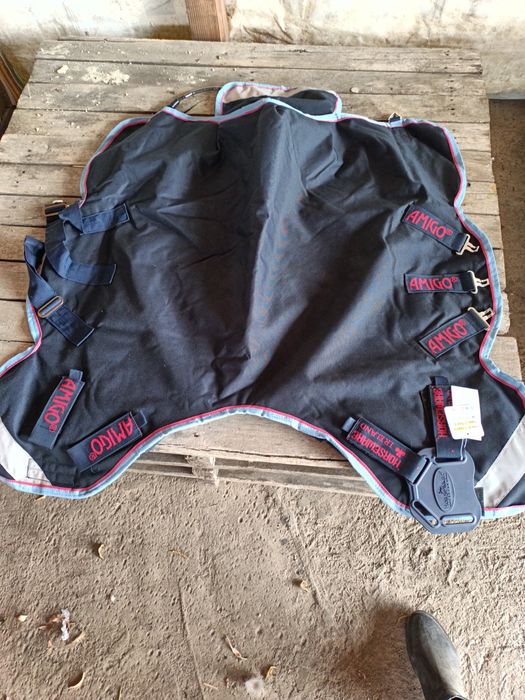 Vând păturică mânz