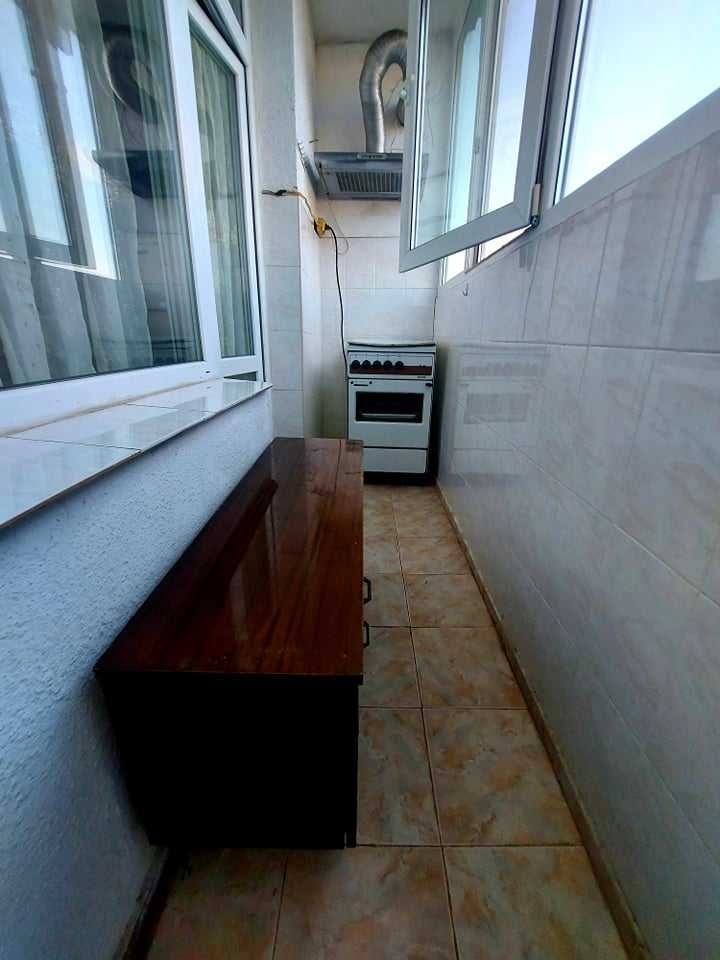 Дава се под наем Тристаен апартамент в Бургас, Изгрев - 100 кв.м за 127.5 € - Снимка #12