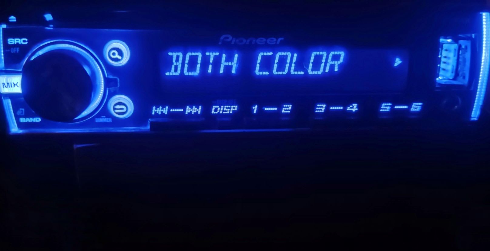 Mafon Pioneer 3750ub sotiladi. Disc Aux Usb Radio Blutuz