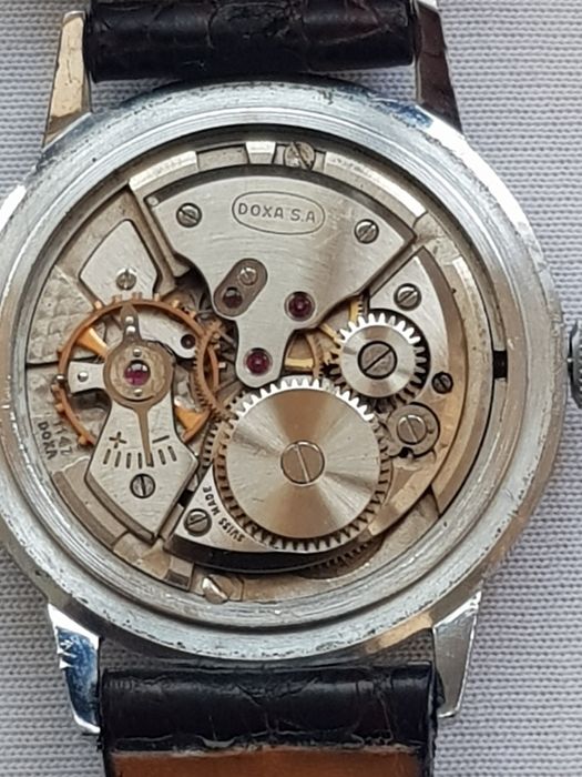 Vînd ceas elvețian Doxa