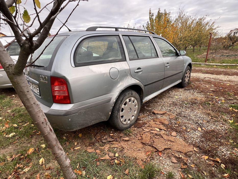 Skoda octavia 2001 euro 4, 1.6 benzina 235000 km