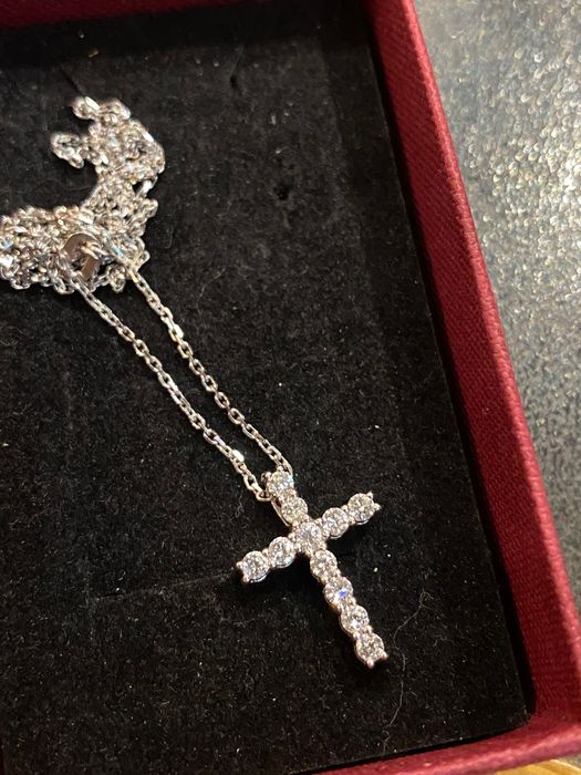 СРОЧНО!!! Продаю крестик подвеска с бриллиантами ЭПЛ
