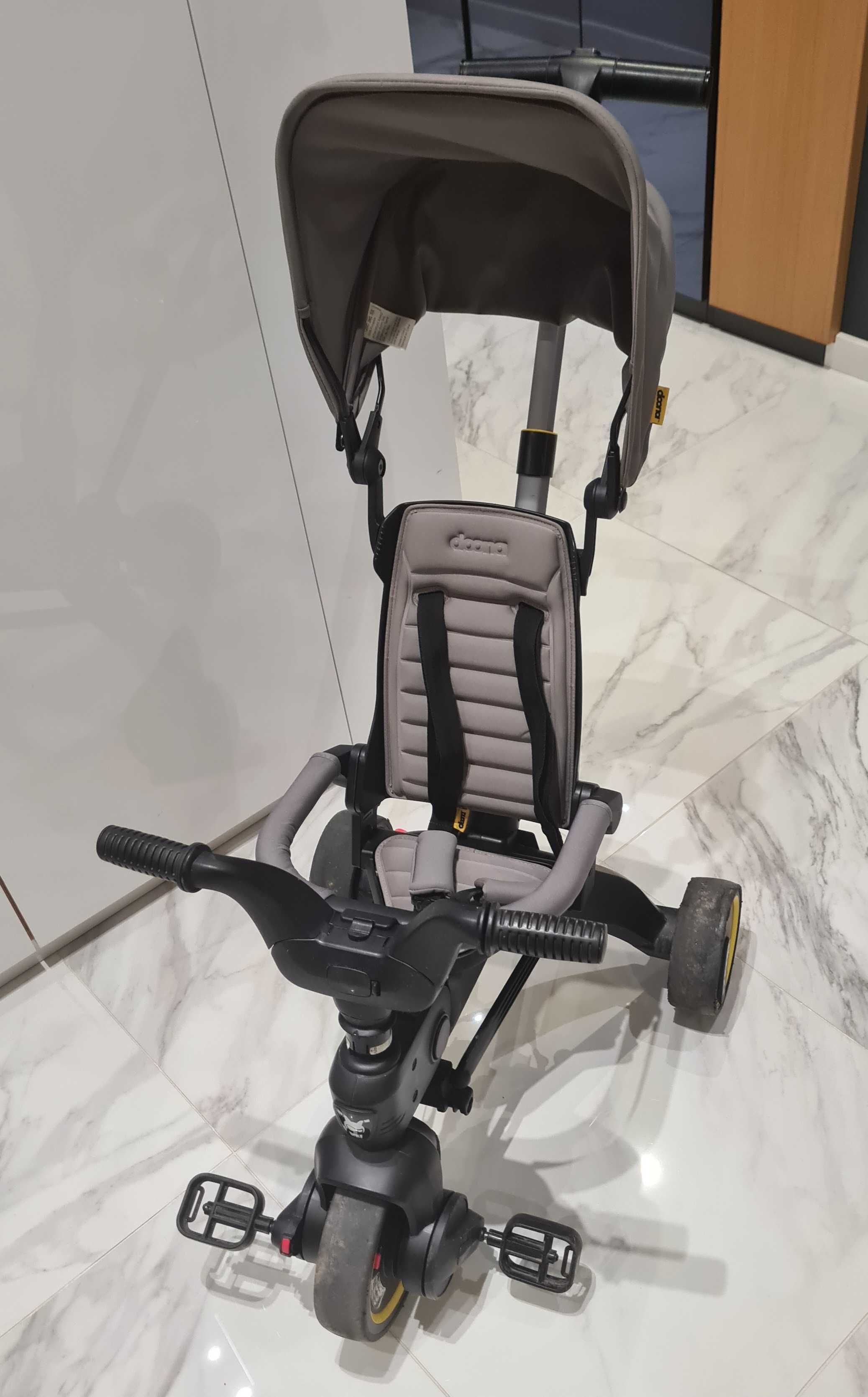 Doona™ Liki Trike S3 триколка - Grey Hound