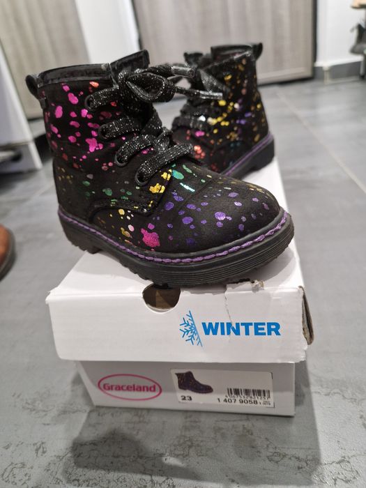 Vand ghetute fetite marime 23 Deichmann