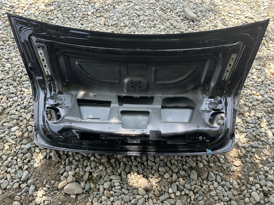 Hayon.capotă portbagaj mercedes e class w212.