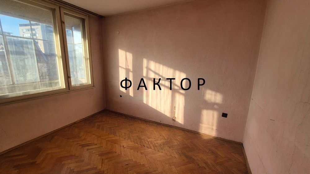 Продава се Многостаен апартамент в Пловдив, Център - 130 кв.м за 1339 €/кв.м - Снимка #4