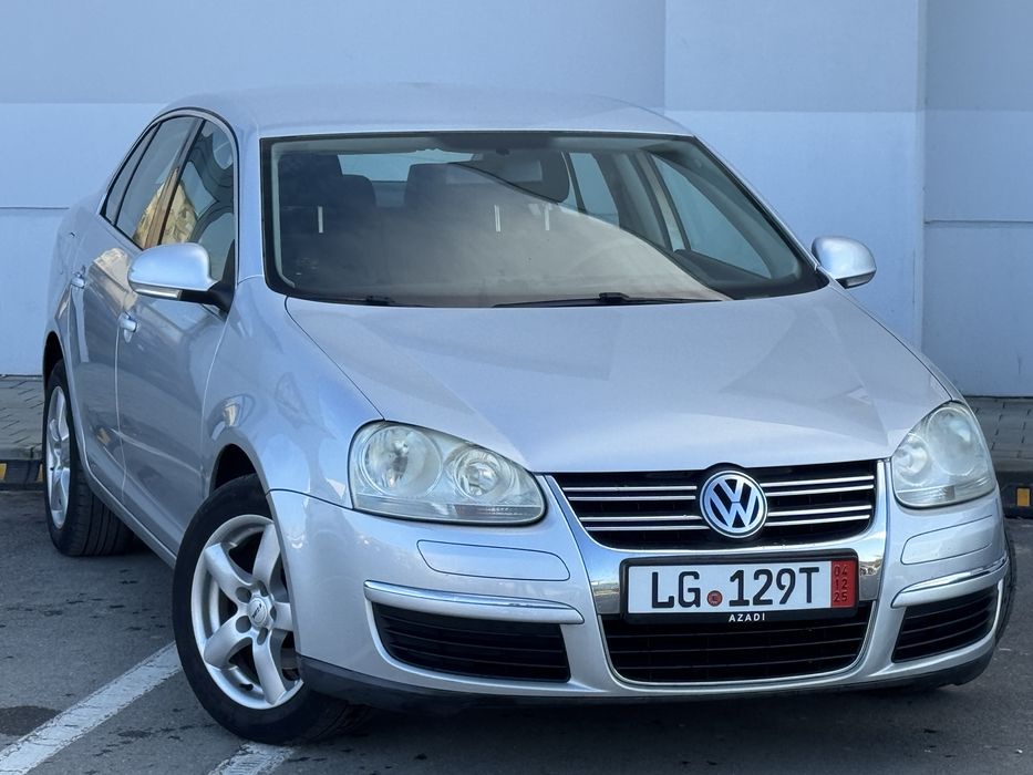 Volkswagen Jetta 1.6 MPi 102CP