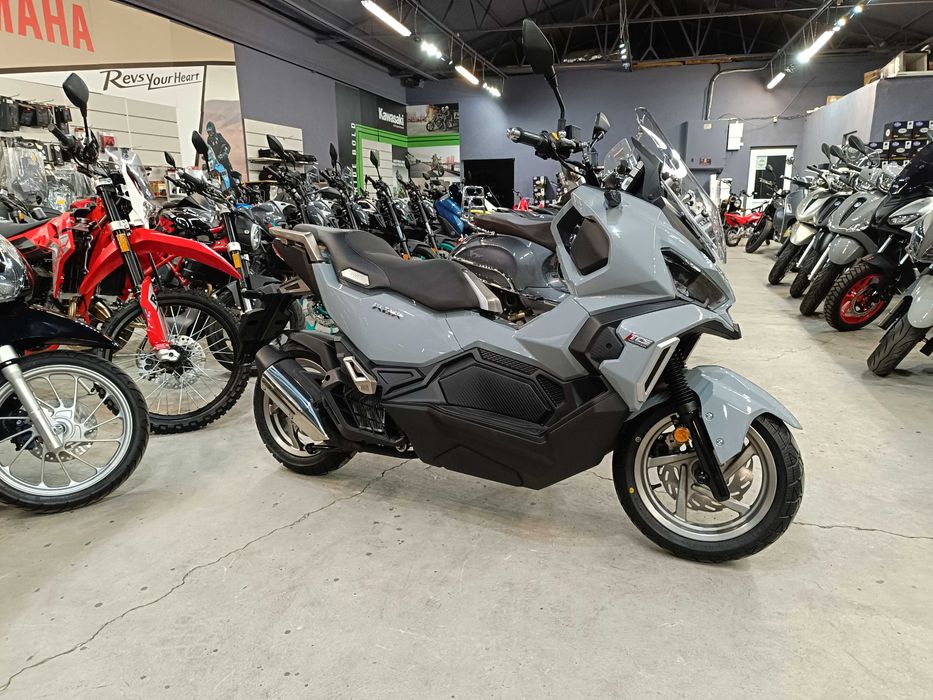 Scuter SYM ADX 125-se conduce cu B125 - livrare stoc EST BIKE
