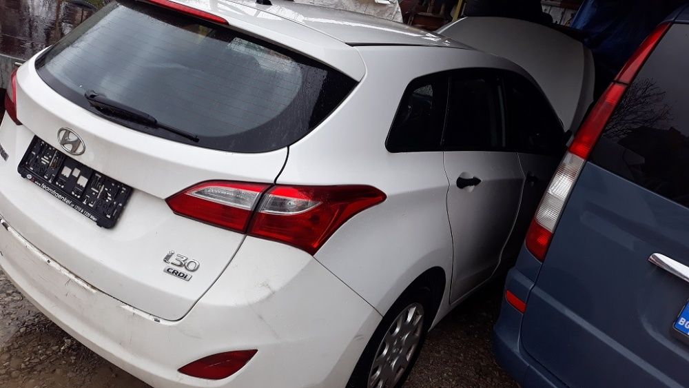 Hyundai i30 1.6CRDI - 2013г.