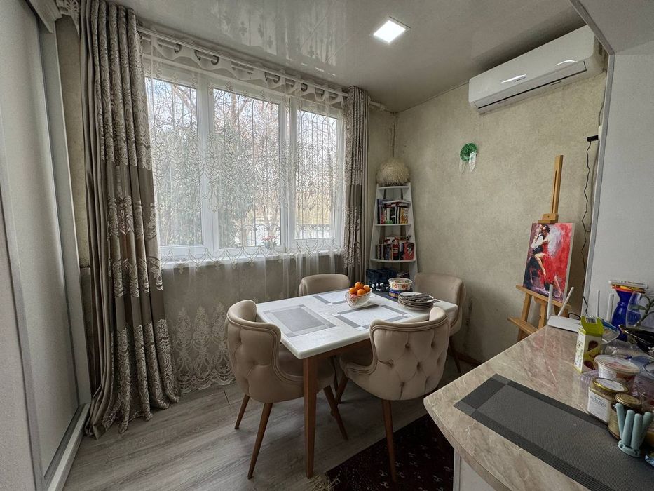 Чиланзар-1. 2/2/4. 2-4 балкон Метро Хамза Новза срочно продаётся