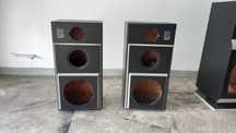 Cutii (incinte) boxe Nova 1 Electronica industriala+Ornamente