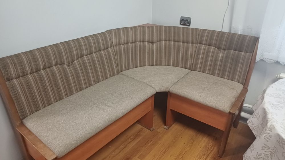 Кухонный уголок продаётся б/У