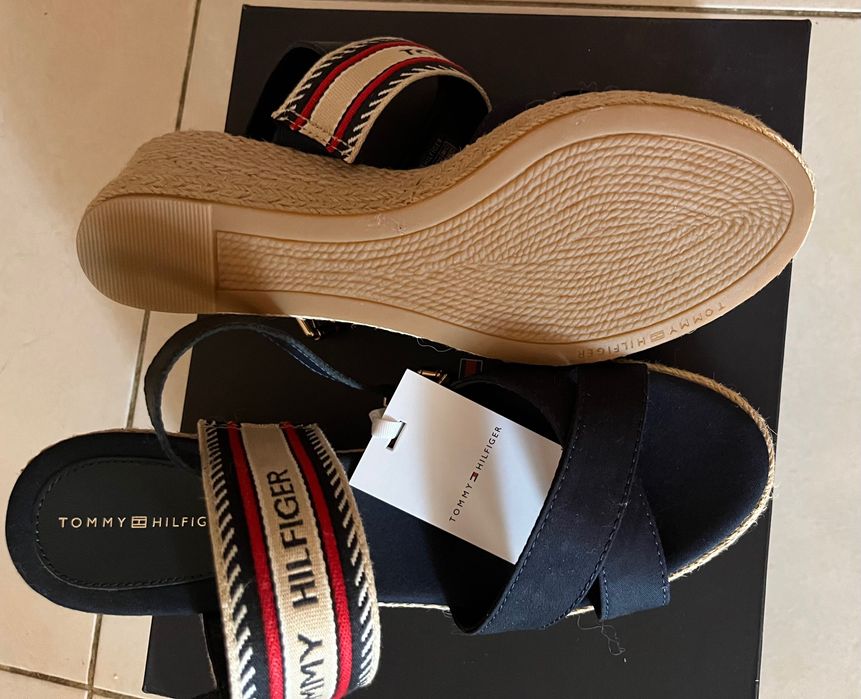 Сандали Tommy Hilfiger