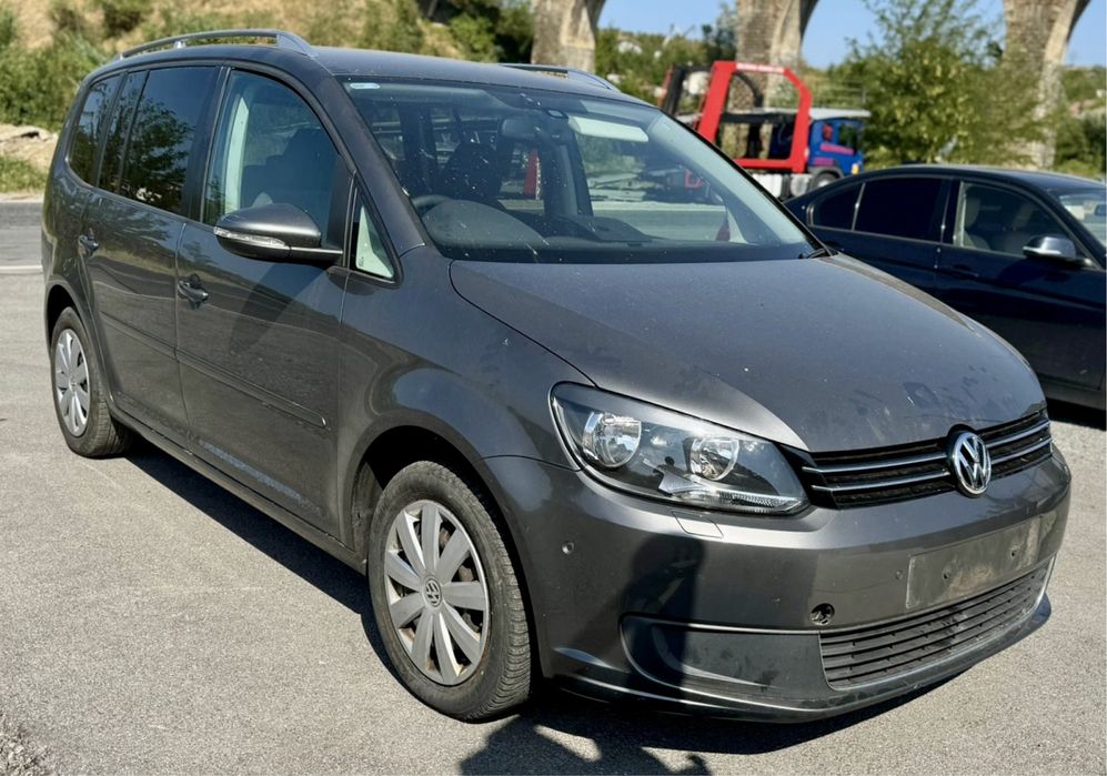 Vw Touran 1.6tdi 105hp НА ЧАСТИ