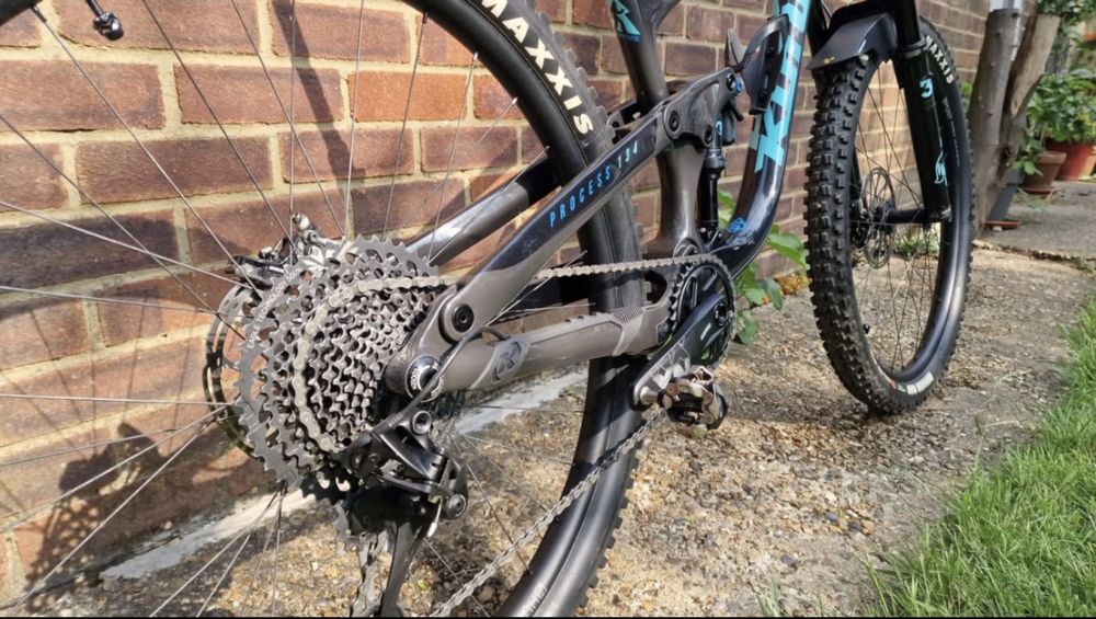 Kona Process 134 Full Carbon