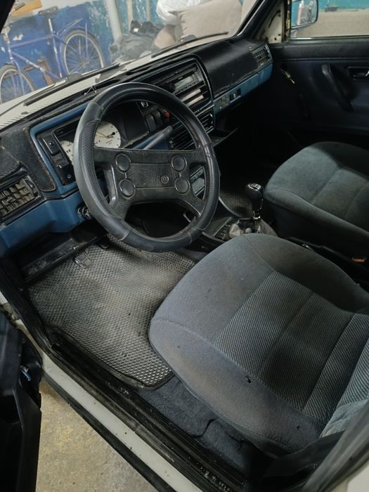 Volkswagen Golf 2