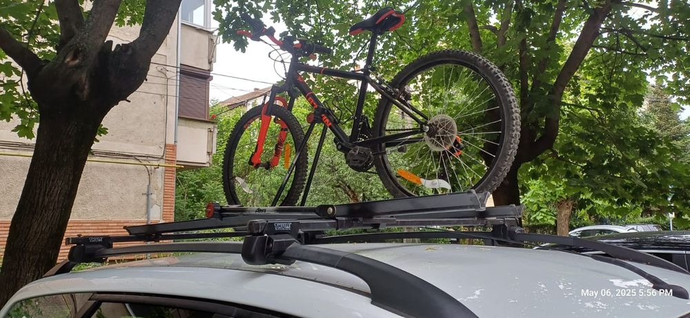 Suport 2 biciclete Thule pentru masinj cu coarne longitudinale