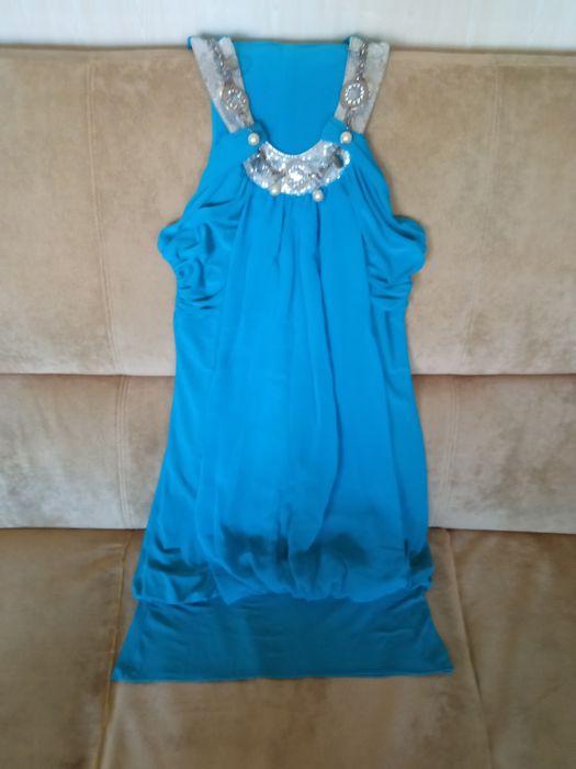 Продам платье Б/У.