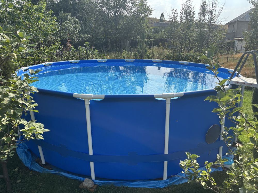 Продам бассейн INTEX