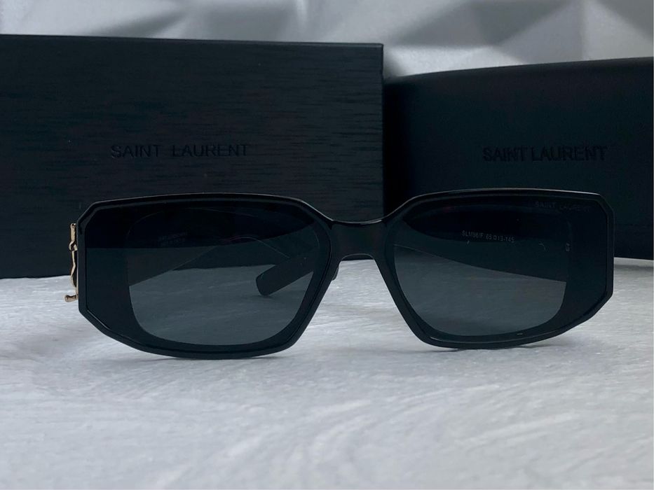 Дамски слънчеви очила правоъгълни 2 цвята черни бели