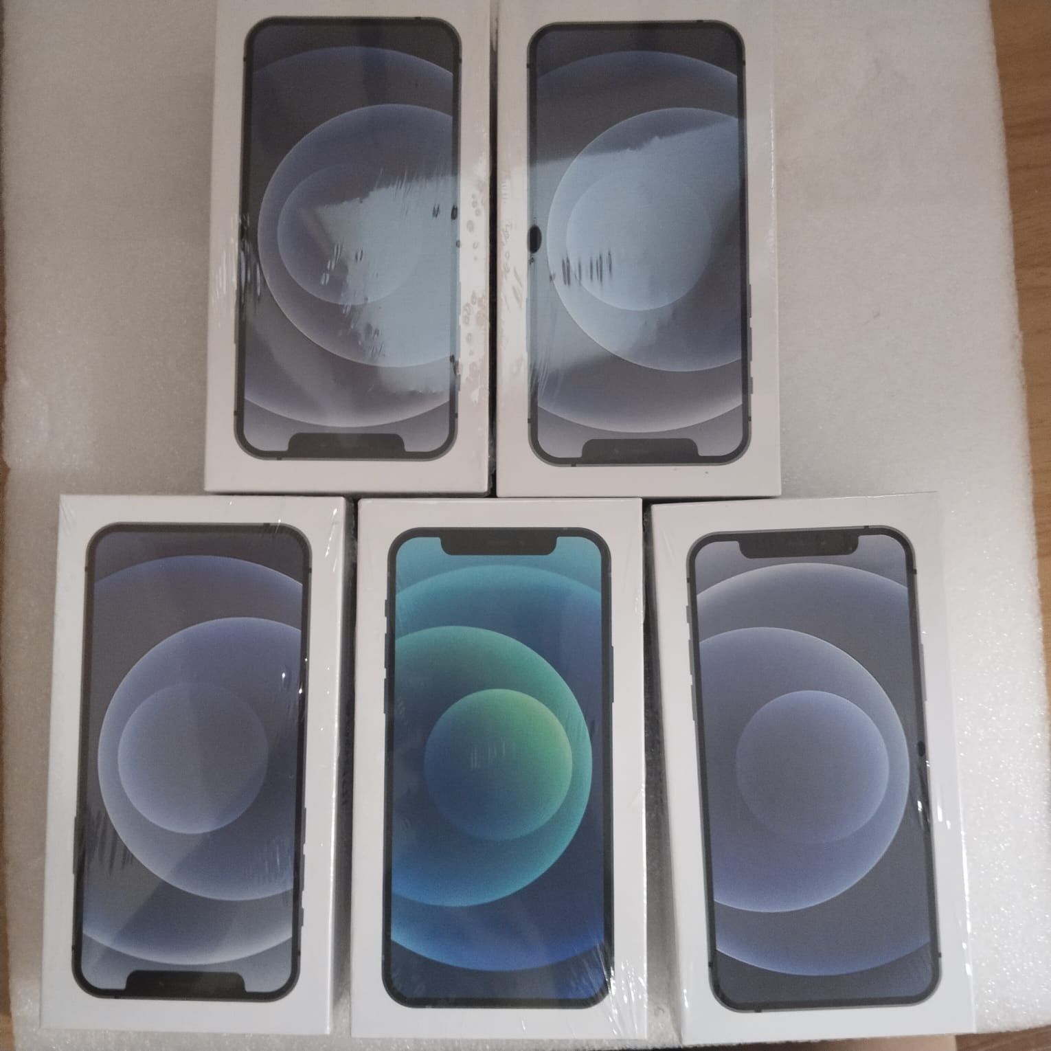 Iphone Айфоны  .11 , 12 мини  в наличии,iphones