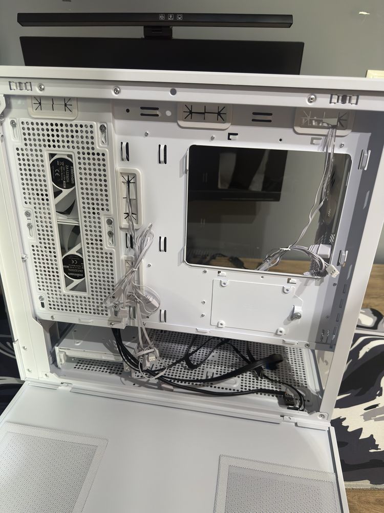 Компютърна кутия Zalman p30 white