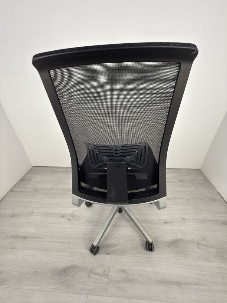 Ергономичен офис стол Hawortn Very CHAIR обзавеждане
