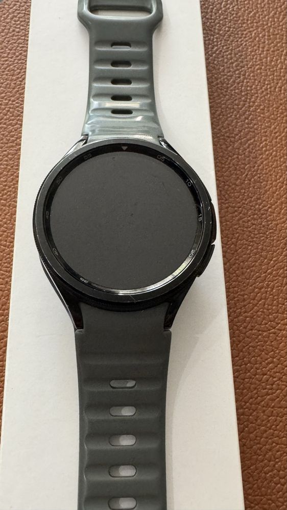 Смарт часовник Samsung watch 6 47 mm.