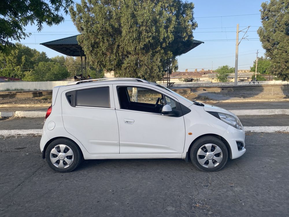 Chevrolet spark2