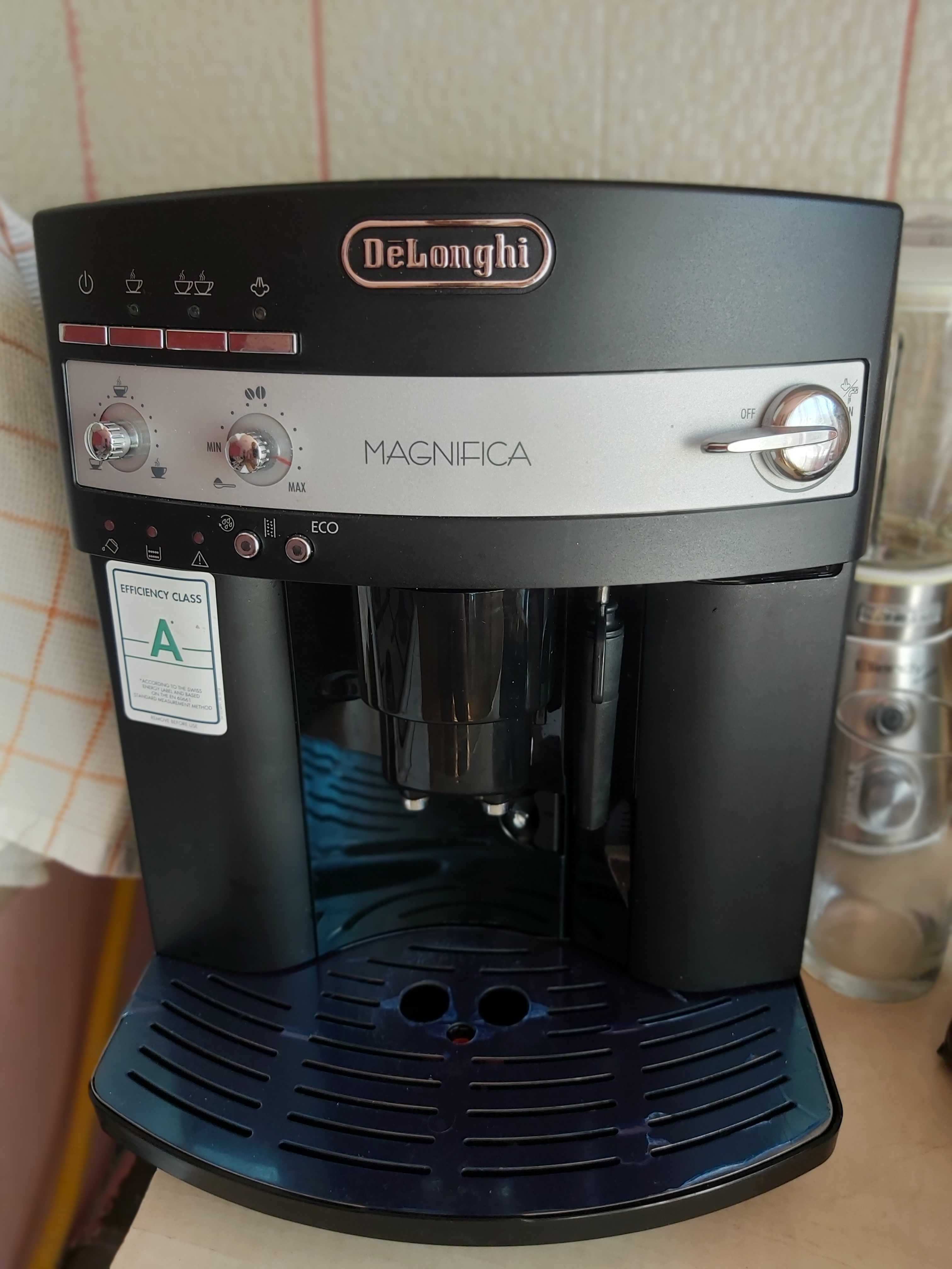 Vând Esperssor Delonghi