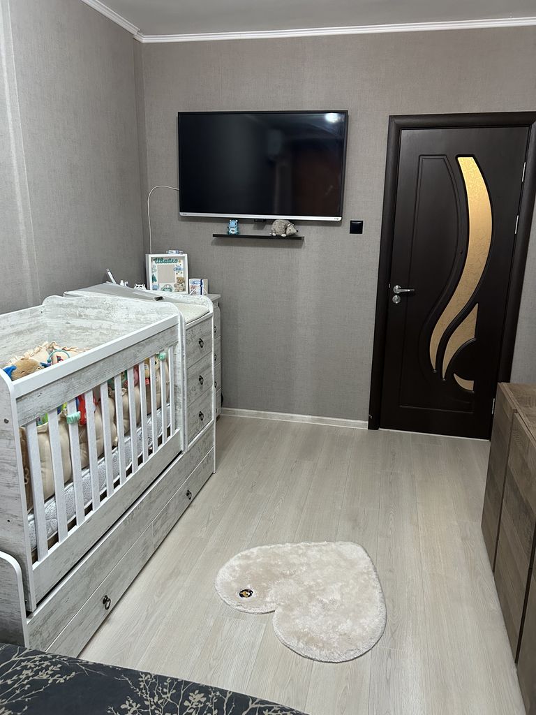 Продава се Тристаен апартамент в Сливен, Център - 120 кв.м за 1063 €/кв.м - Снимка #4