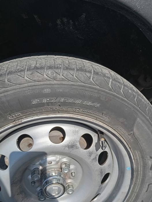 Продам диски с двумя балонами жигули