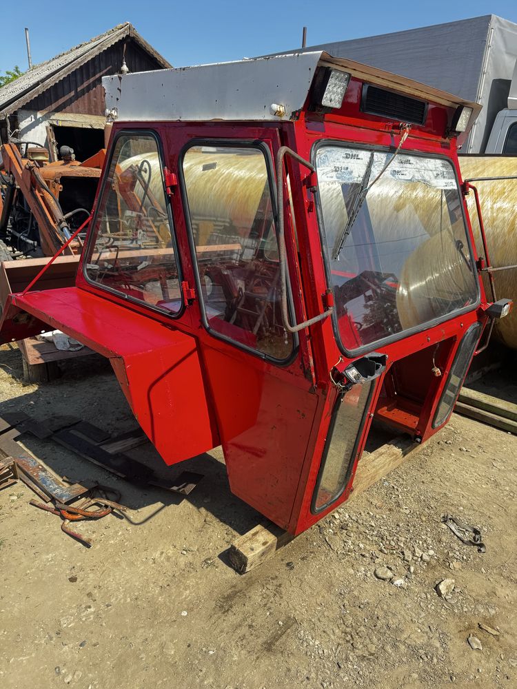Cabina conica tractor U 650