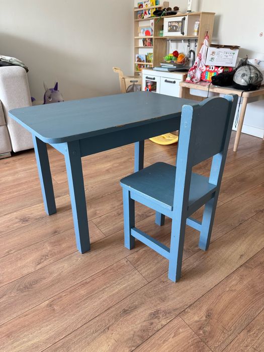 Детский стол и стул