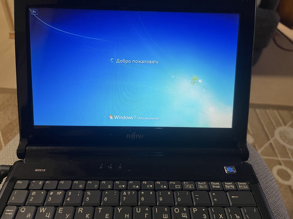 Продам нетбук рабочий