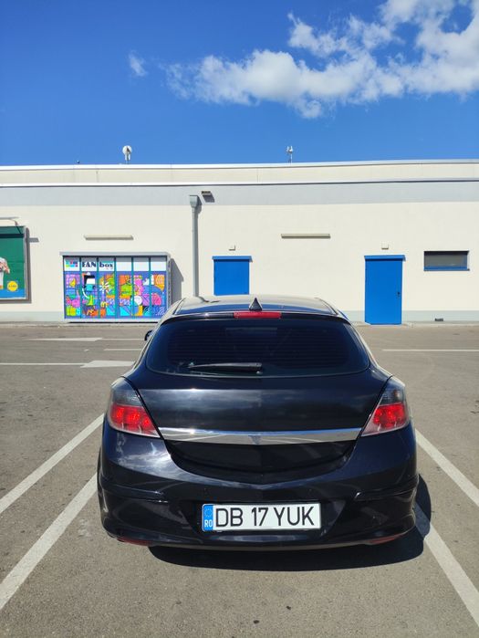 Vând Astra H GTC