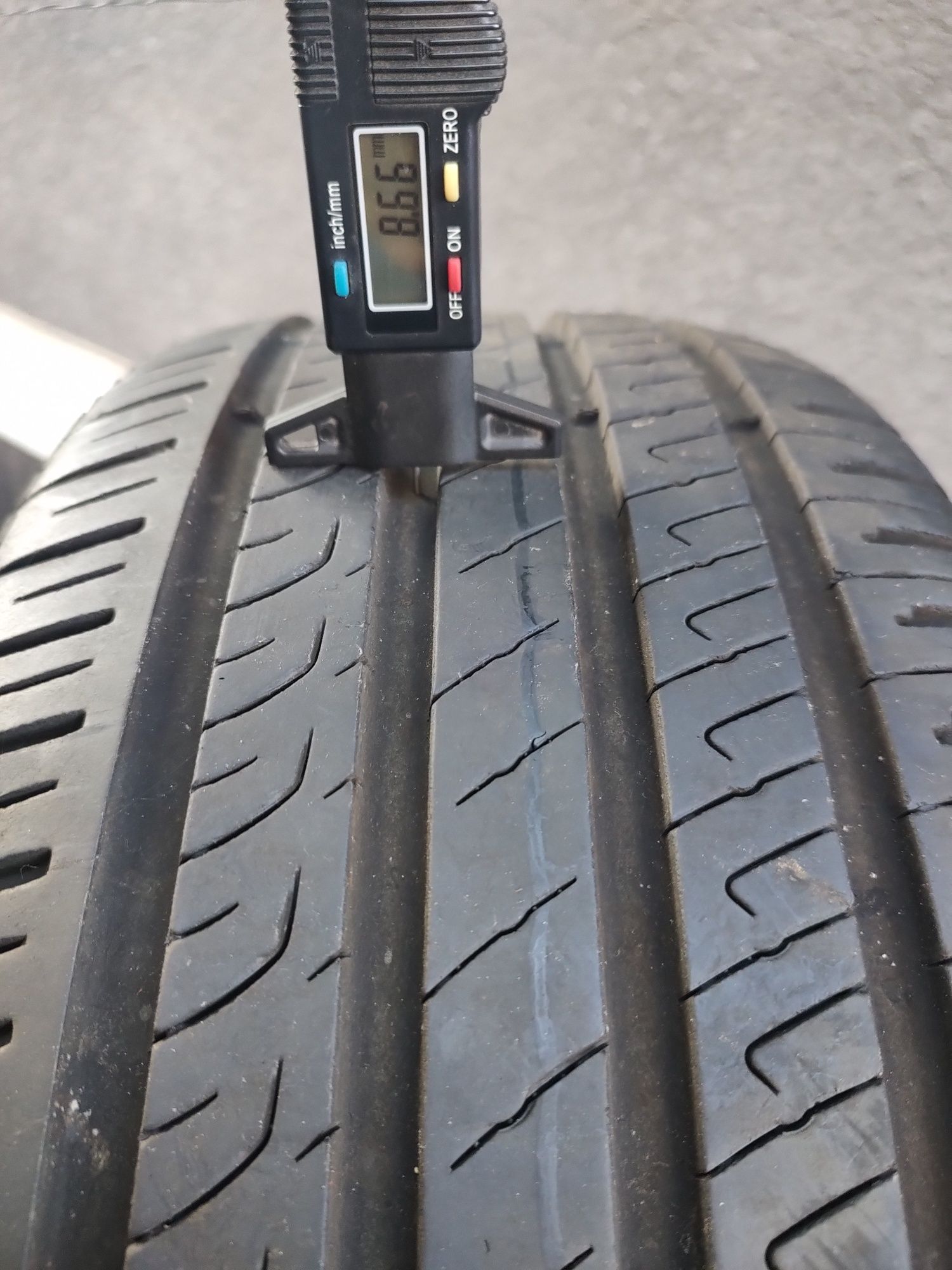 Vând 4 Cauciucuri 235/55/17 Vara DOT 2023 Import recent Germania