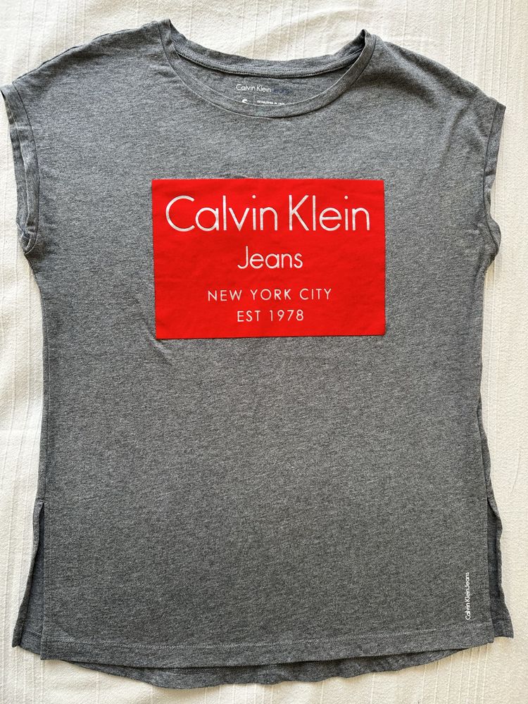 Дамска Тениска Calvin Klein - размер С
