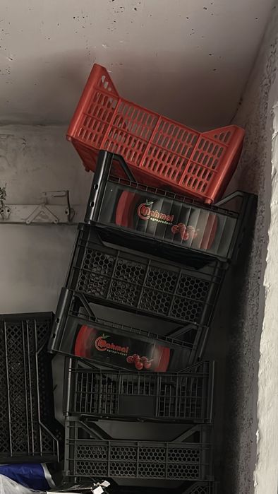 Пластиковые ящики